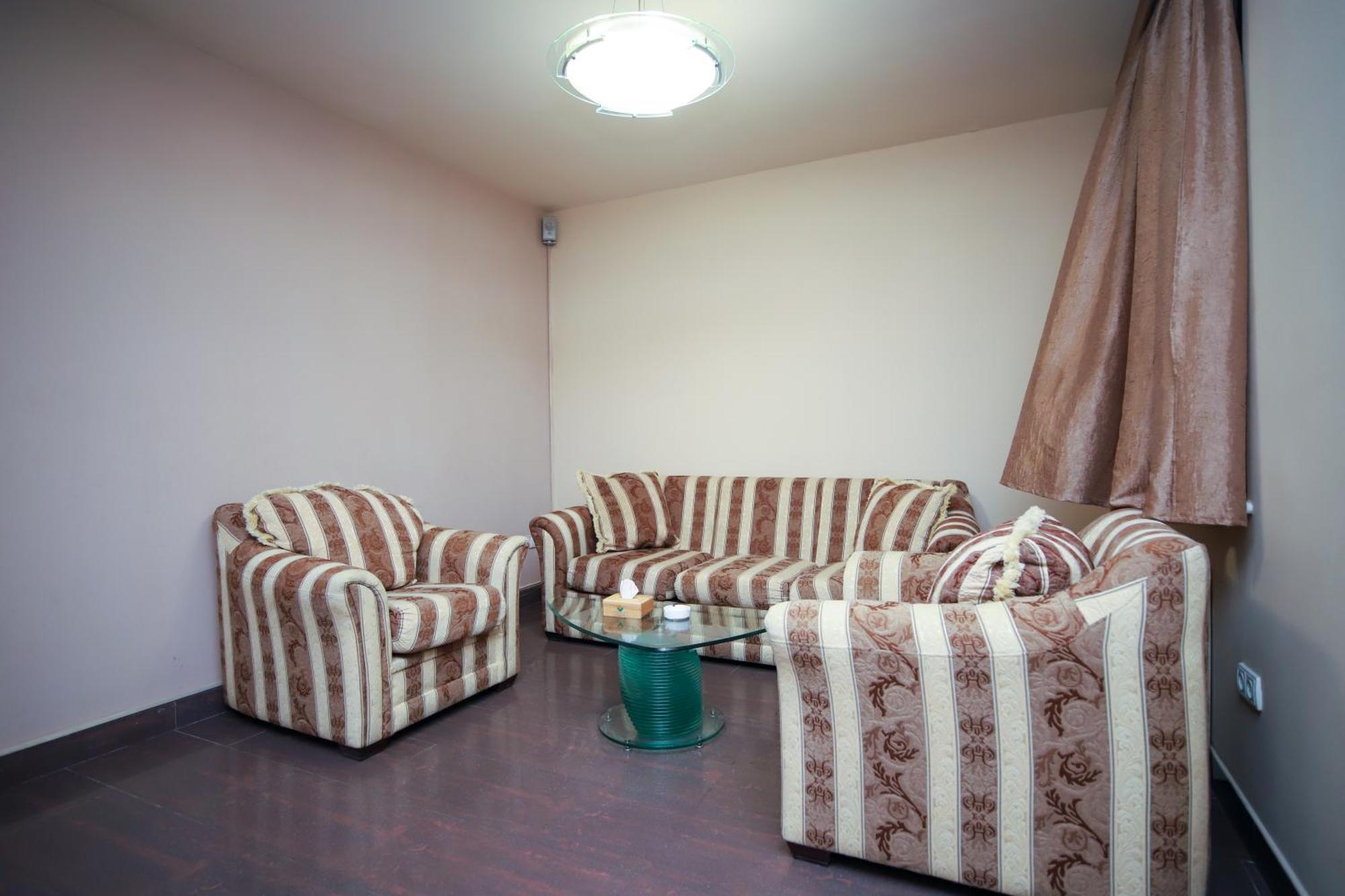 Armenian Village Park Hotel & Free Water Park, Gym Erevan Esterno foto