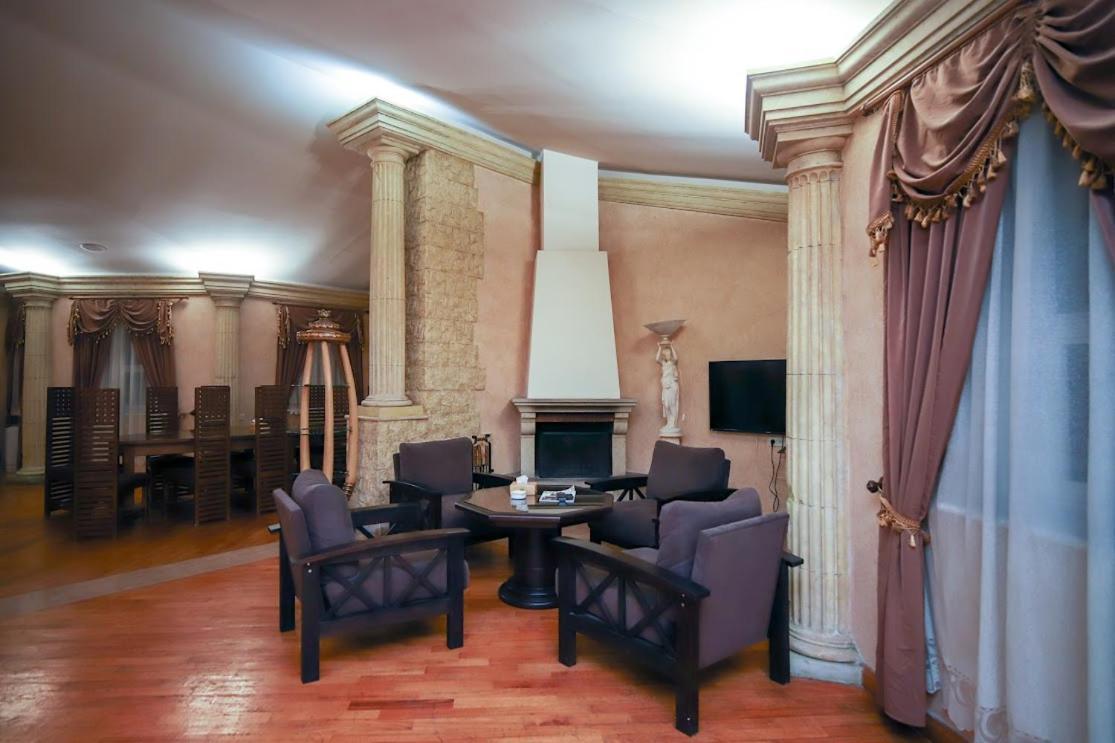 Armenian Village Park Hotel & Free Water Park, Gym Erevan Esterno foto