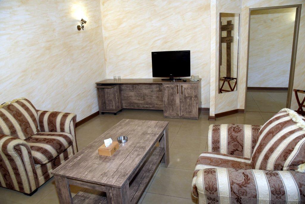Armenian Village Park Hotel & Free Water Park, Gym Erevan Esterno foto